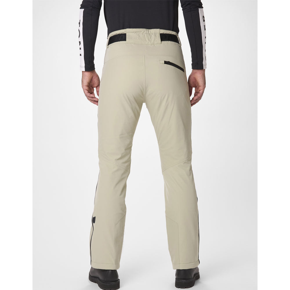 Simon Pant